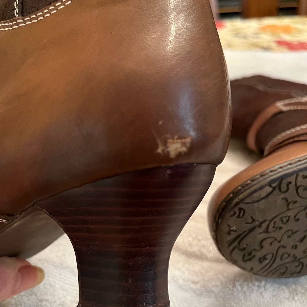 Spring step l’artiste brown leather booties size 9.5-10 , almost new - Picture 4 of 5